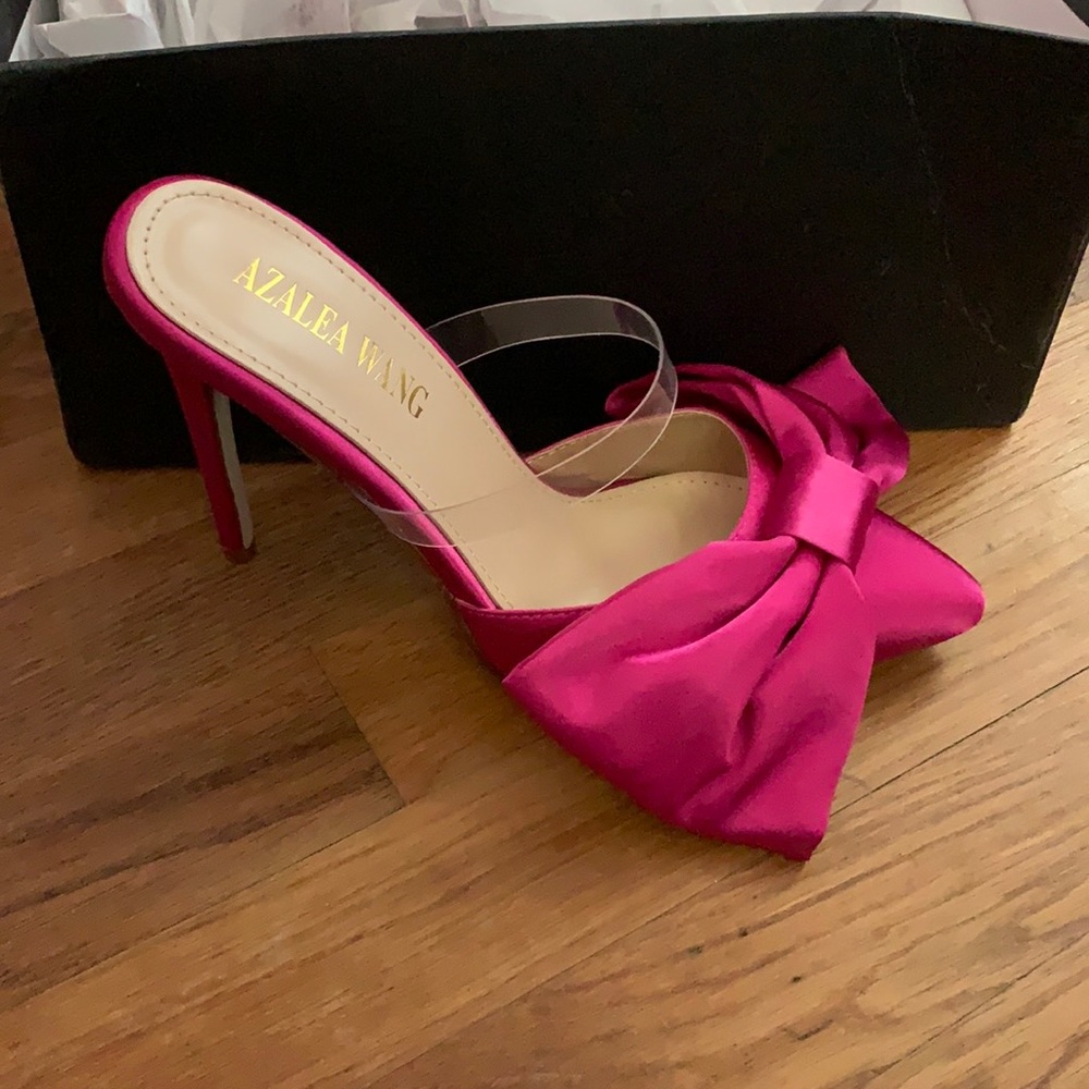 Brand new Azelea Wang pink bow backless heels